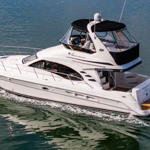 private luxury yacht – 42ft sea ray