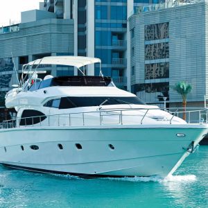 private luxury yacht – 64ft dominator