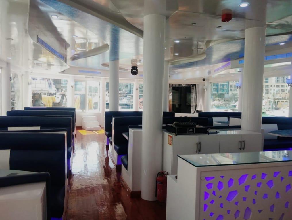 silver dhow cruise – dubai marina