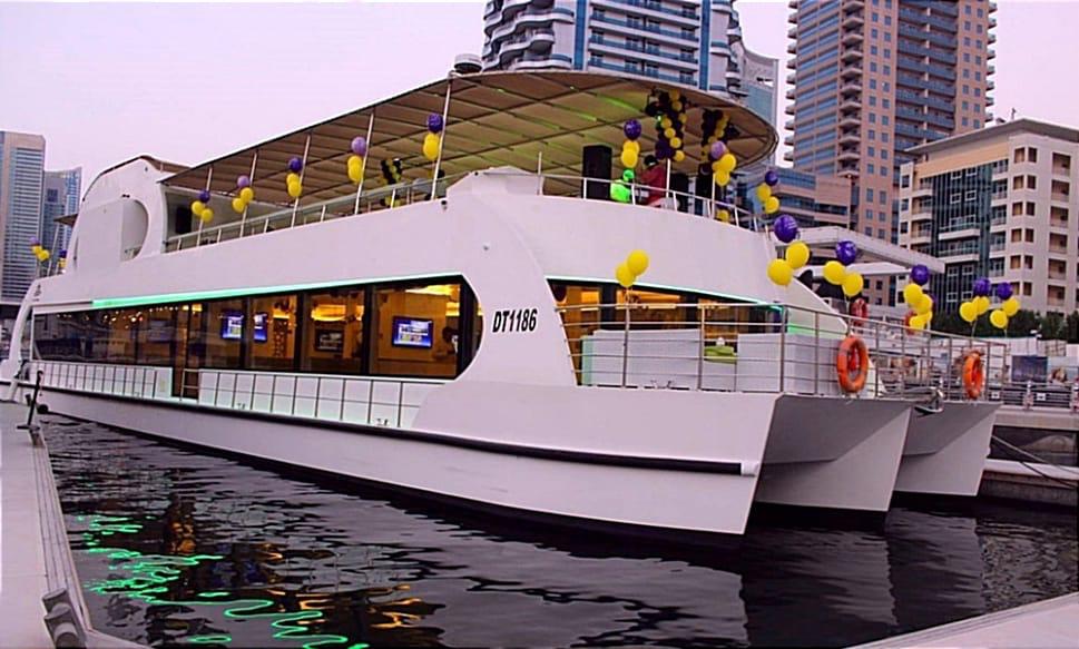 silver dhow cruise – dubai marina