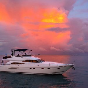 sunset yacht tour – dubai marina