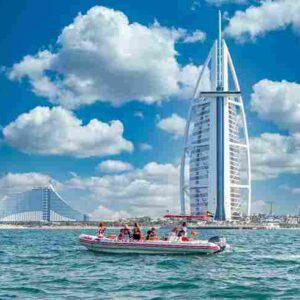 love boat dubai – 75 minutes sic tour